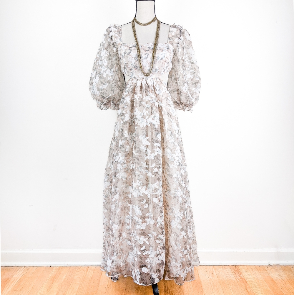 🦋LAST🦋 NWT Storia Cream Floral Cutout Maxi Dress, Size Large